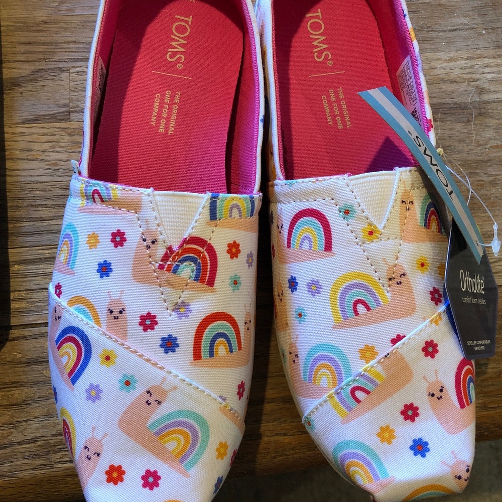 Rainbow Snail TOMS size 7